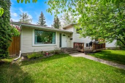 224 Ranchview Place NW Calgary, AB T3G 1R7