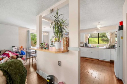 224 Ranchview Place Nw, Calgary, AB - Indoor Photo Showing Other Room
