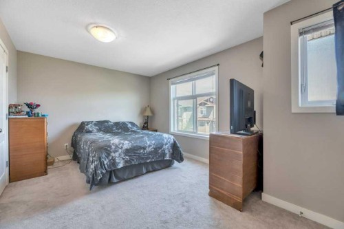 318 Strathcona Circle, Strathmore, AB - Indoor Photo Showing Bedroom