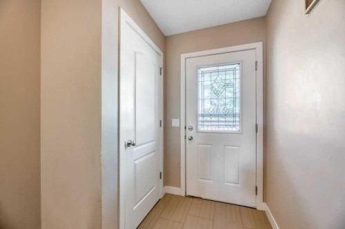 318 Strathcona Circle, Strathmore, AB - Indoor Photo Showing Other Room