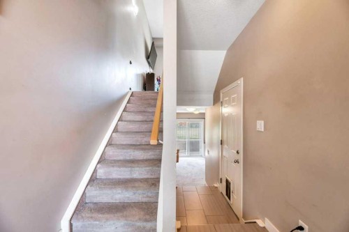 318 Strathcona Circle, Strathmore, AB - Indoor Photo Showing Other Room