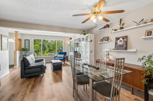 47 Cedargrove Way Sw, Calgary, AB - Indoor