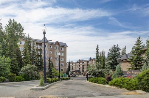 341-20 Discovery Ridge Close Sw, Calgary, AB 