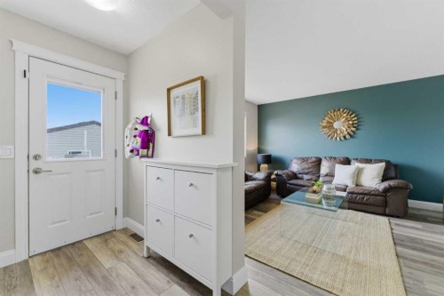 394 Copperpond Boulevard Se, Calgary, AB - Indoor