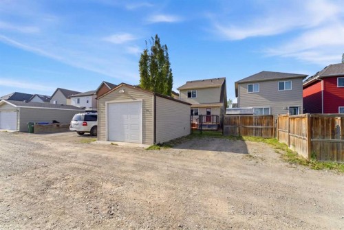 394 Copperpond Boulevard Se, Calgary, AB - Outdoor With Exterior