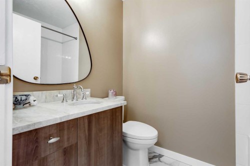 54 Bermondsey Road Nw, Calgary, AB 