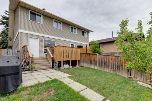 54 Bermondsey Road Nw, Calgary, AB 