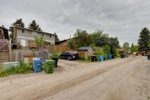 54 Bermondsey Road Nw, Calgary, AB 