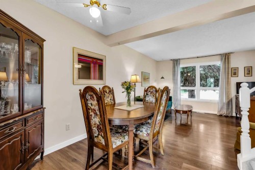 54 Bermondsey Road Nw, Calgary, AB 