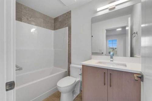 416 Watercrest Place, Chestermere, AB - Indoor Photo Showing Bathroom