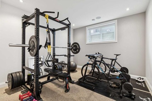 2707 1 Avenue Nw, Calgary, AB - Indoor Photo Showing Gym Room