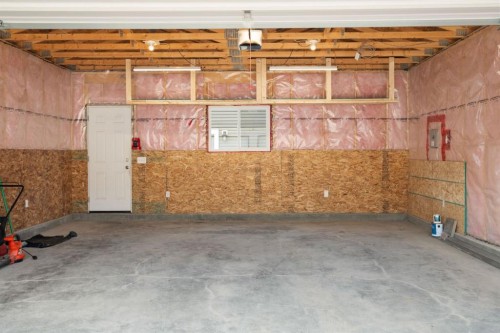 54 Legacy Common Se, Calgary, AB - Indoor Photo Showing Basement