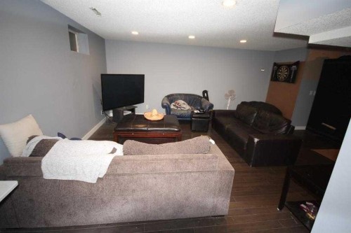 3824 Brantford Drive Nw, Calgary, AB - Indoor