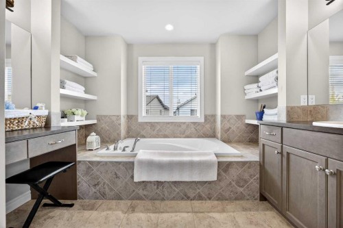 293 Bridleridge View Sw, Calgary, AB - Indoor Photo Showing Bathroom
