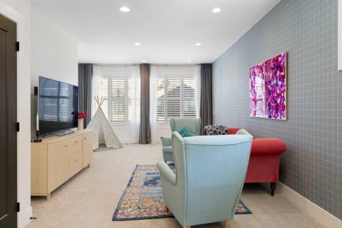 13 Shawnee Heath Sw, Calgary, AB - Indoor