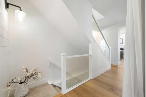 13 Shawnee Heath Sw, Calgary, AB - Indoor Photo Showing Other Room