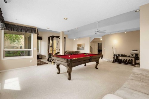 49 Scandia Hill Nw, Calgary, AB - Indoor Photo Showing Other Room