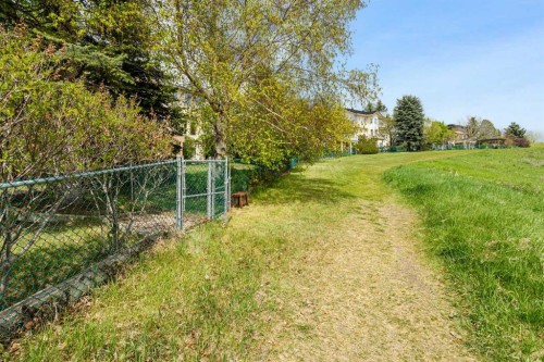 49 Scandia Hill Nw, Calgary, AB - Outdoor