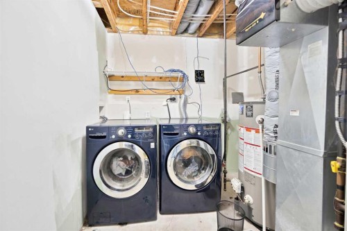 38 Balsam Crescent, Olds, AB - Indoor Photo Showing Laundry Room
