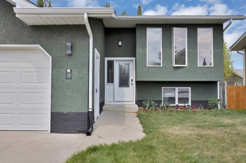 38 Balsam Crescent, Olds, AB - Outdoor