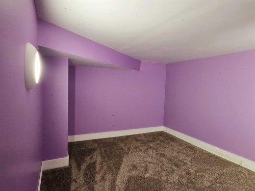 210 Prestwick Circle Se, Calgary, AB - Indoor Photo Showing Other Room