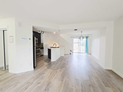 210 Prestwick Circle Se, Calgary, AB - Indoor