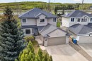 112 Valley Stream Close Nw, Calgary, AB  - Outdoor With Facade 