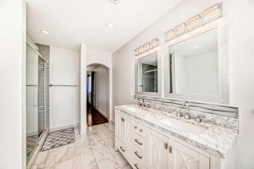 191 Sienna Park Terrace Sw, Calgary, AB - Indoor Photo Showing Other Room