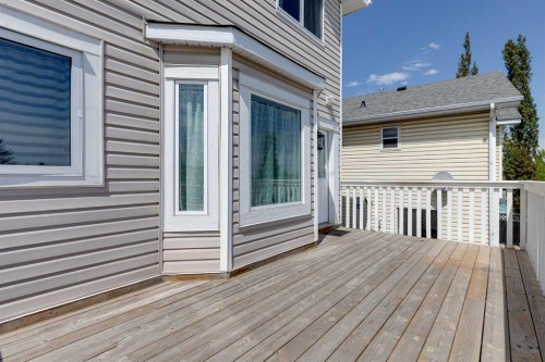 28 Hidden Point Nw, Calgary, AB - Outdoor With Deck Patio Veranda With Exterior