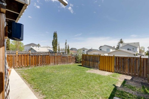 28 Hidden Point Nw, Calgary, AB - Outdoor