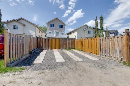 28 Hidden Point Nw, Calgary, AB - Outdoor