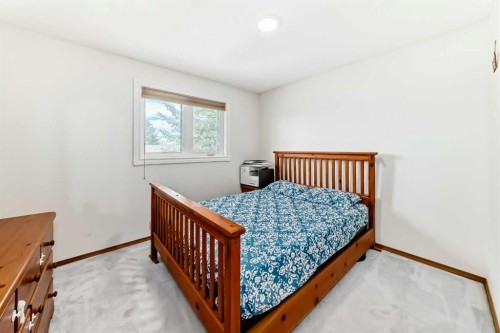 81 Eldorado Close Ne, Calgary, AB - Indoor Photo Showing Bedroom
