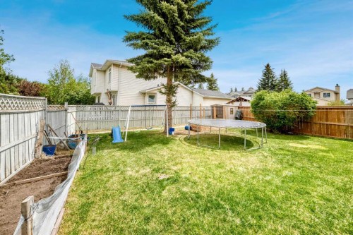 81 Eldorado Close Ne, Calgary, AB - Outdoor With Backyard