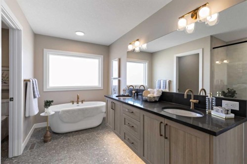 28 Southborough Lane, Cochrane, AB 