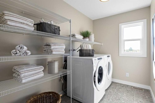 28 Southborough Lane, Cochrane, AB 