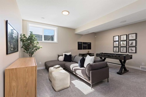 28 Southborough Lane, Cochrane, AB 