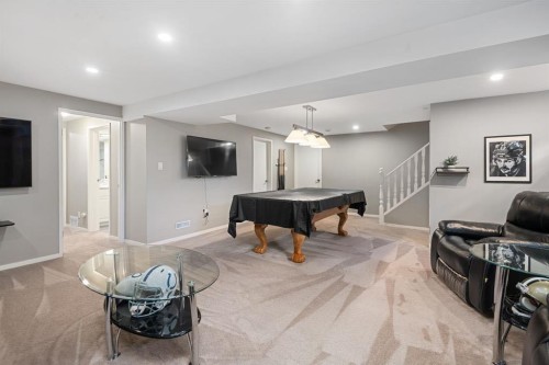3144 Breen Crescent Nw, Calgary, AB - Indoor Photo Showing Other Room
