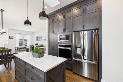 11 Royston Park Nw, Calgary, AB - Indoor Photo Showing Other Room