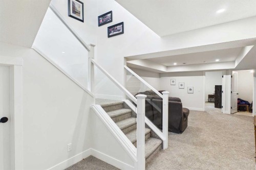 11 Royston Park Nw, Calgary, AB - Indoor Photo Showing Other Room