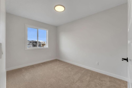 445 Lewiston Landing Ne, Calgary, AB 