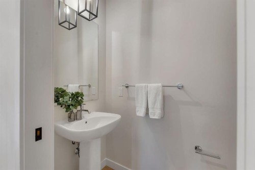 445 Lewiston Landing Ne, Calgary, AB 