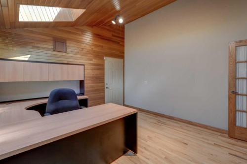 2328 Munro Drive Ne, Calgary, AB - Indoor Photo Showing Office
