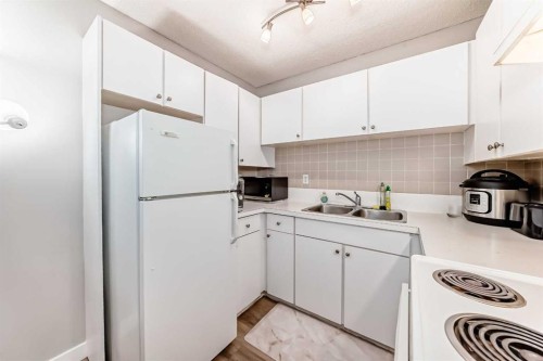 404C-5601 Dalton Drive Nw, Calgary, AB 