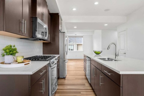 357 Mckenzie Towne Gate Se, Calgary, AB 