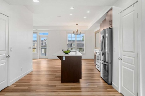 357 Mckenzie Towne Gate Se, Calgary, AB 