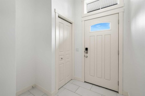 357 Mckenzie Towne Gate Se, Calgary, AB 