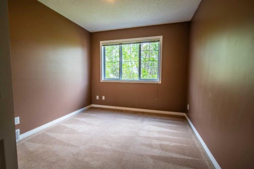 11 Saddlebrook Mews Ne, Calgary, AB 