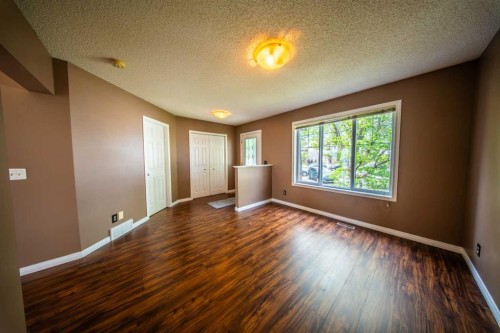 11 Saddlebrook Mews Ne, Calgary, AB 