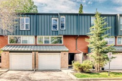 9 Brae Glen Court SW Calgary, AB T2W 1B6