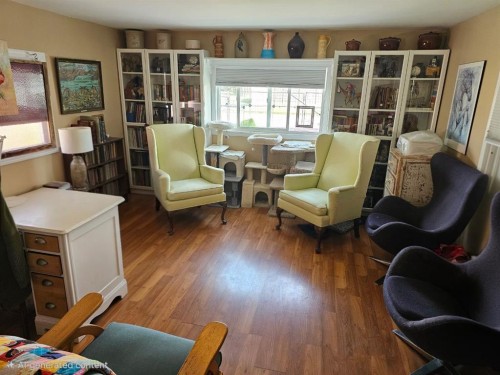 209 2 Street, Cowley, AB - Indoor